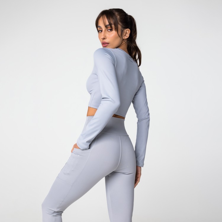 Top Cropped Poliamida Manga Longa Cinza Claro